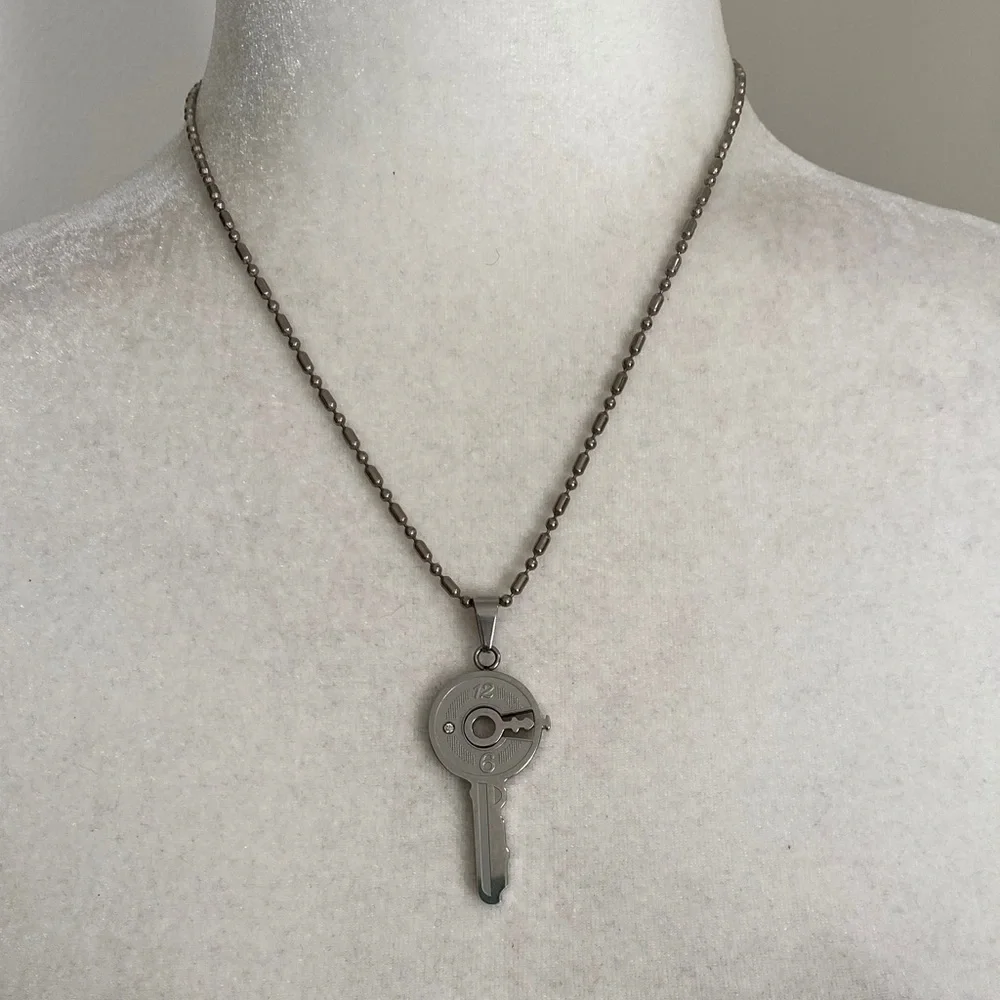Silver Steampunk Key Clock Face Dial Industrial Minimalist Pendant Necklace